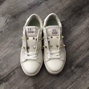 VALENTINO GARAVANI Rockstud Untitled Women Sneakers